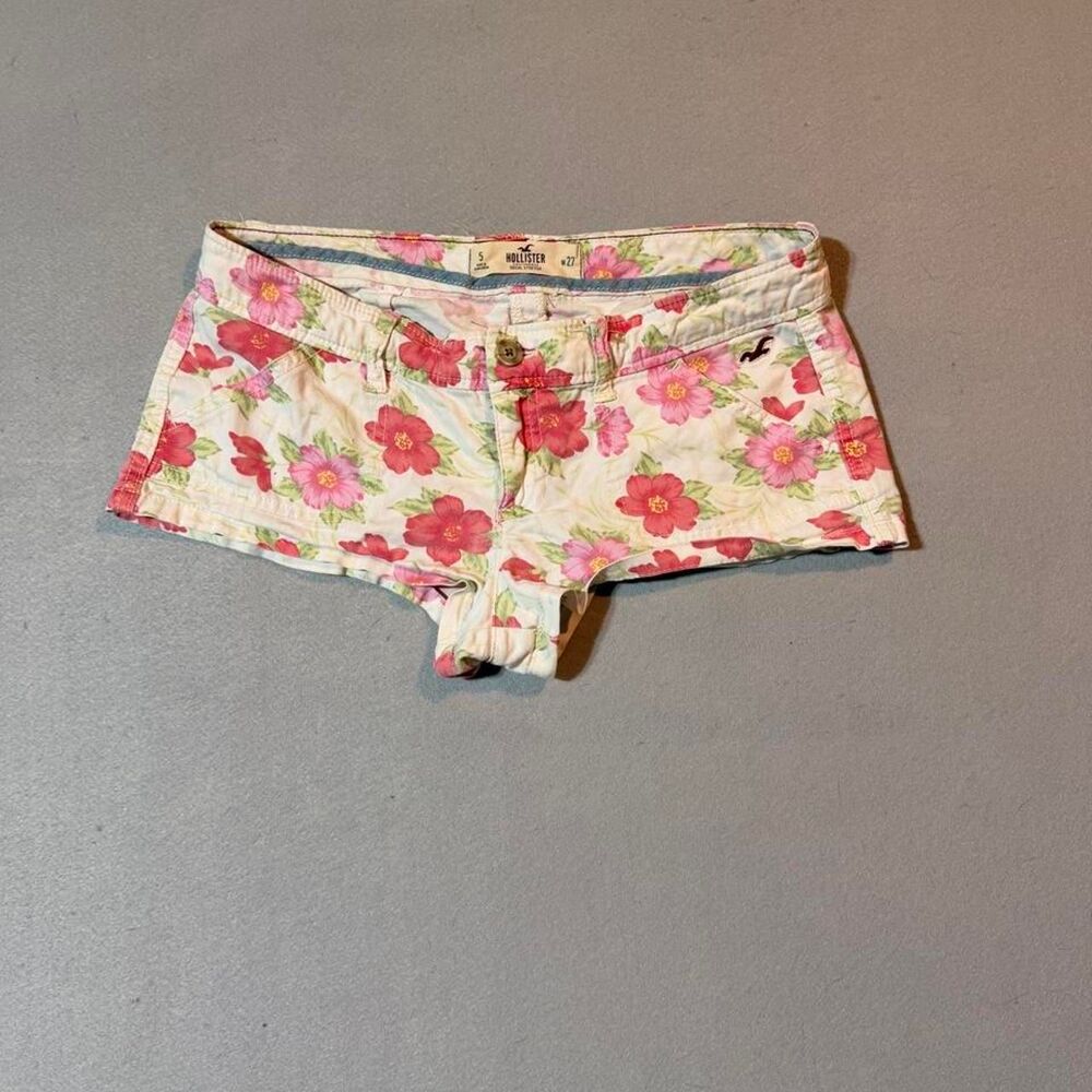 Hollister-co Women's multi Shorts